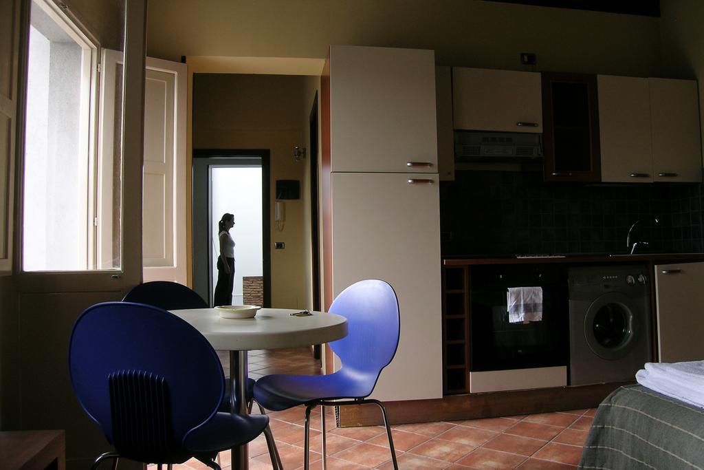 Aparthotel Politi 3*