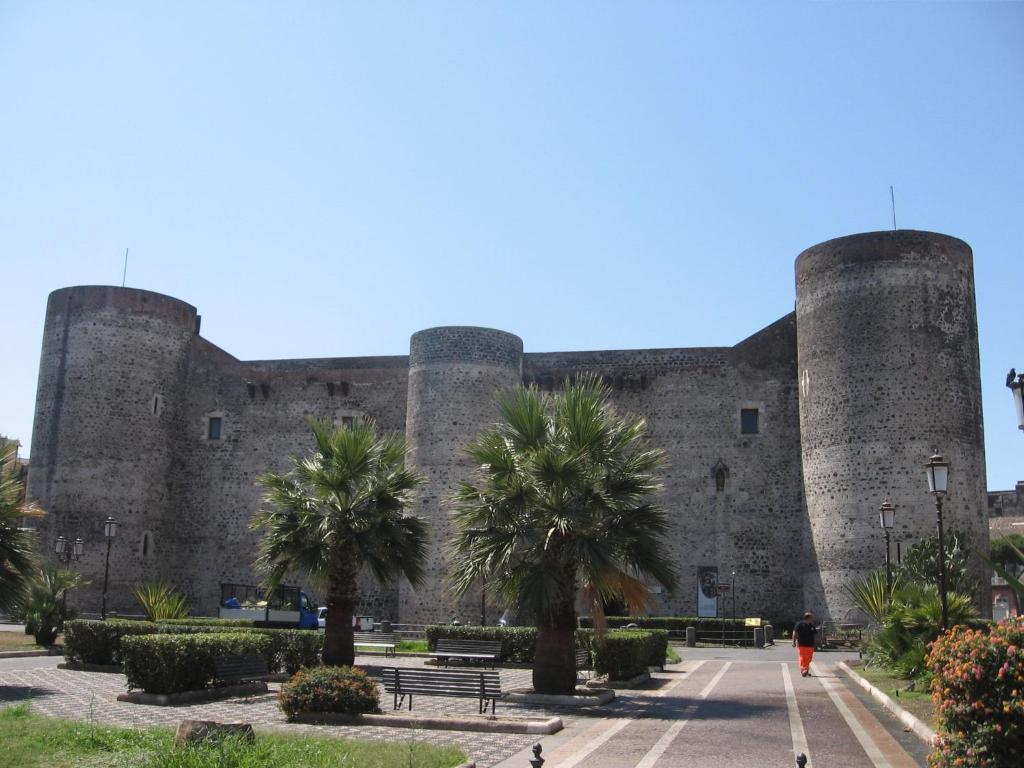 Politi Aparthotel
